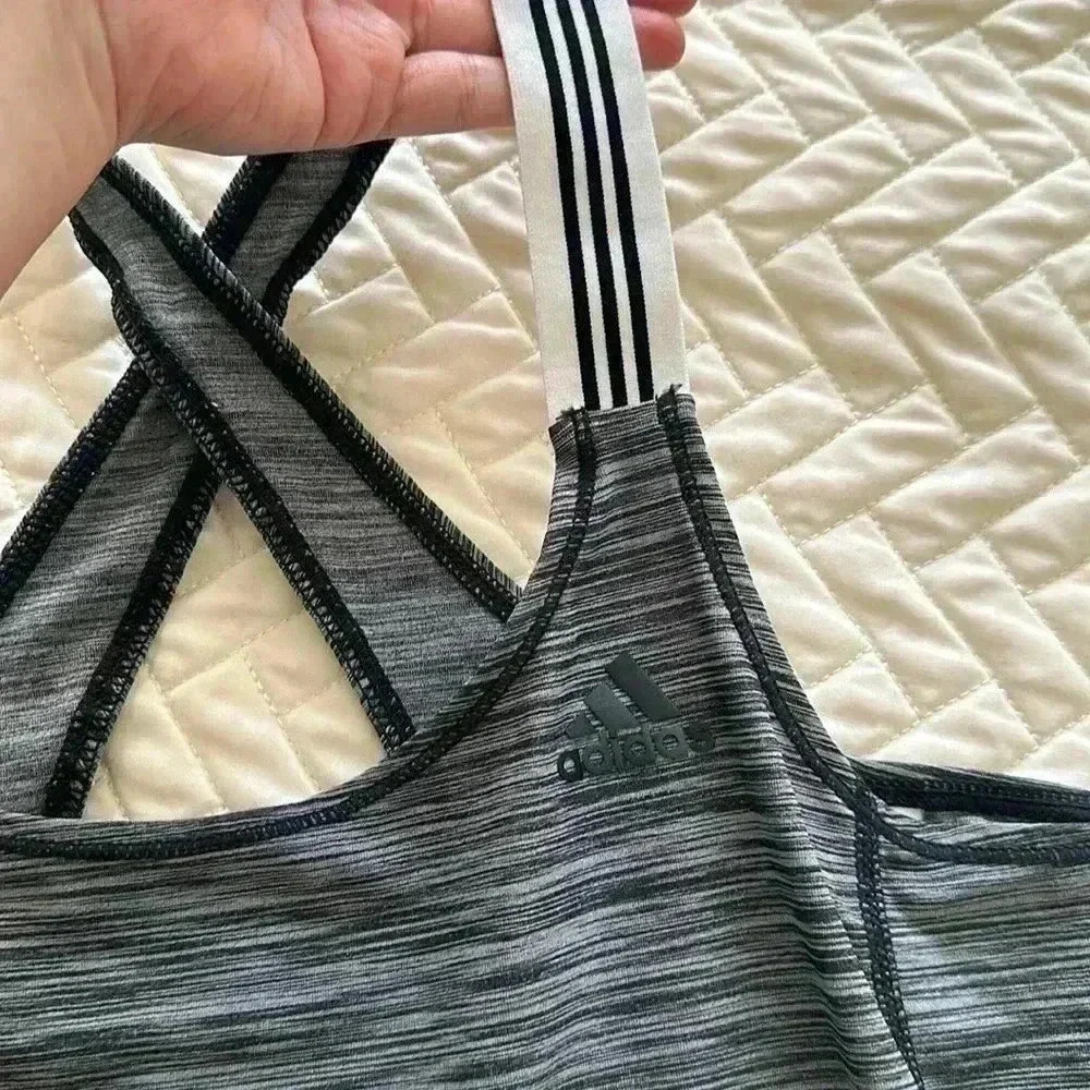 Adidas - Picture 2 of 3